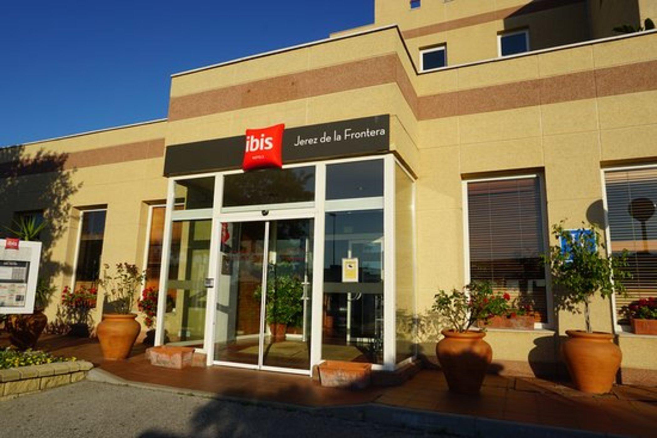 מלון Ibis Jerez De La Frontera Cadiz מראה חיצוני תמונה